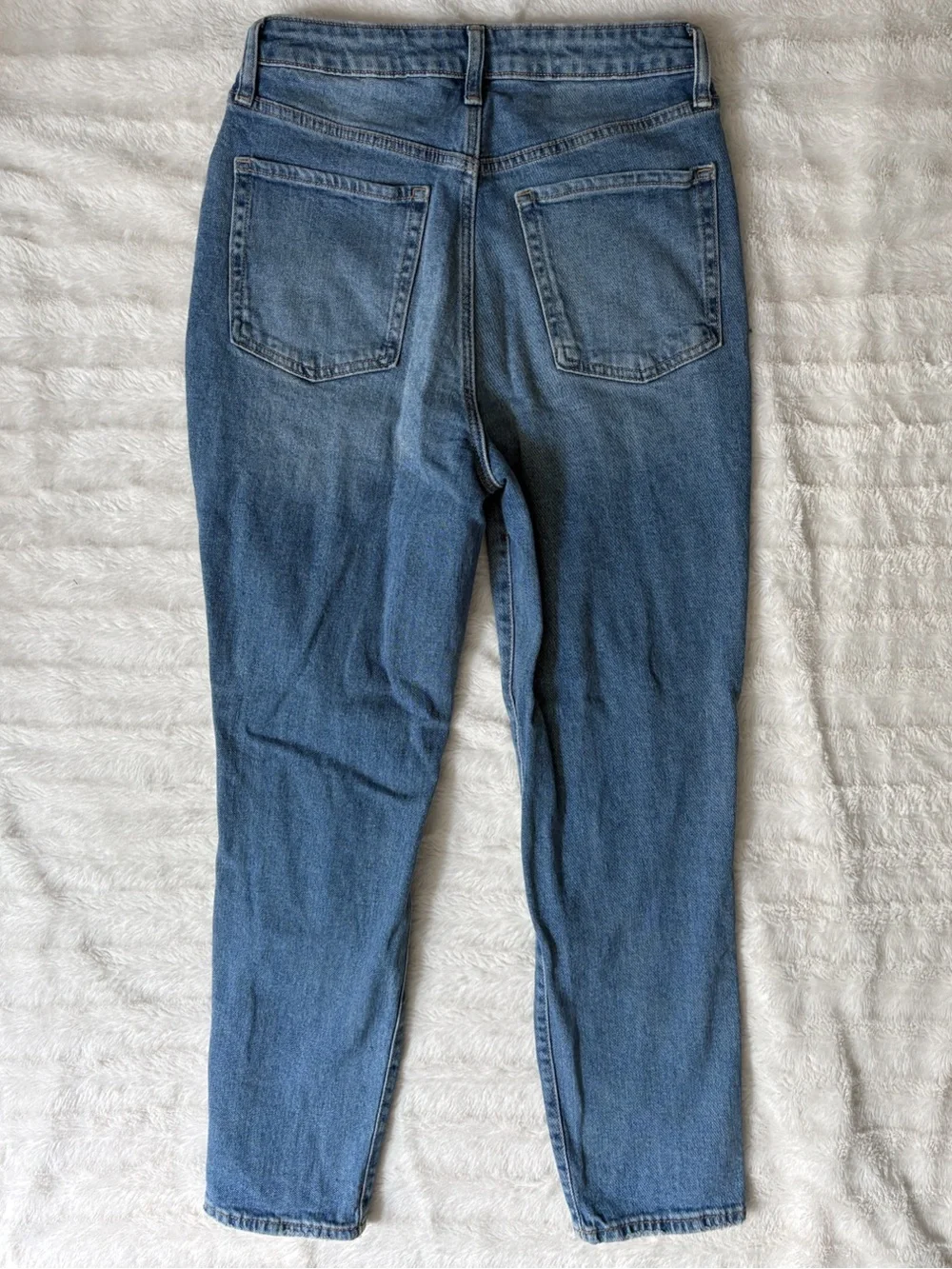 Old Navy Women's O.G Straight Jeans Size 8 High-Rise Distressed Blue Jean